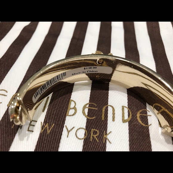 HENRI BENDEL✨Swarovski Tassel Bangle - Picture 9 of 9